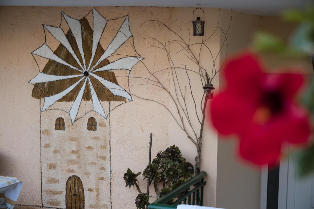ספרטיה Anna Maria Apartments מראה חיצוני תמונה