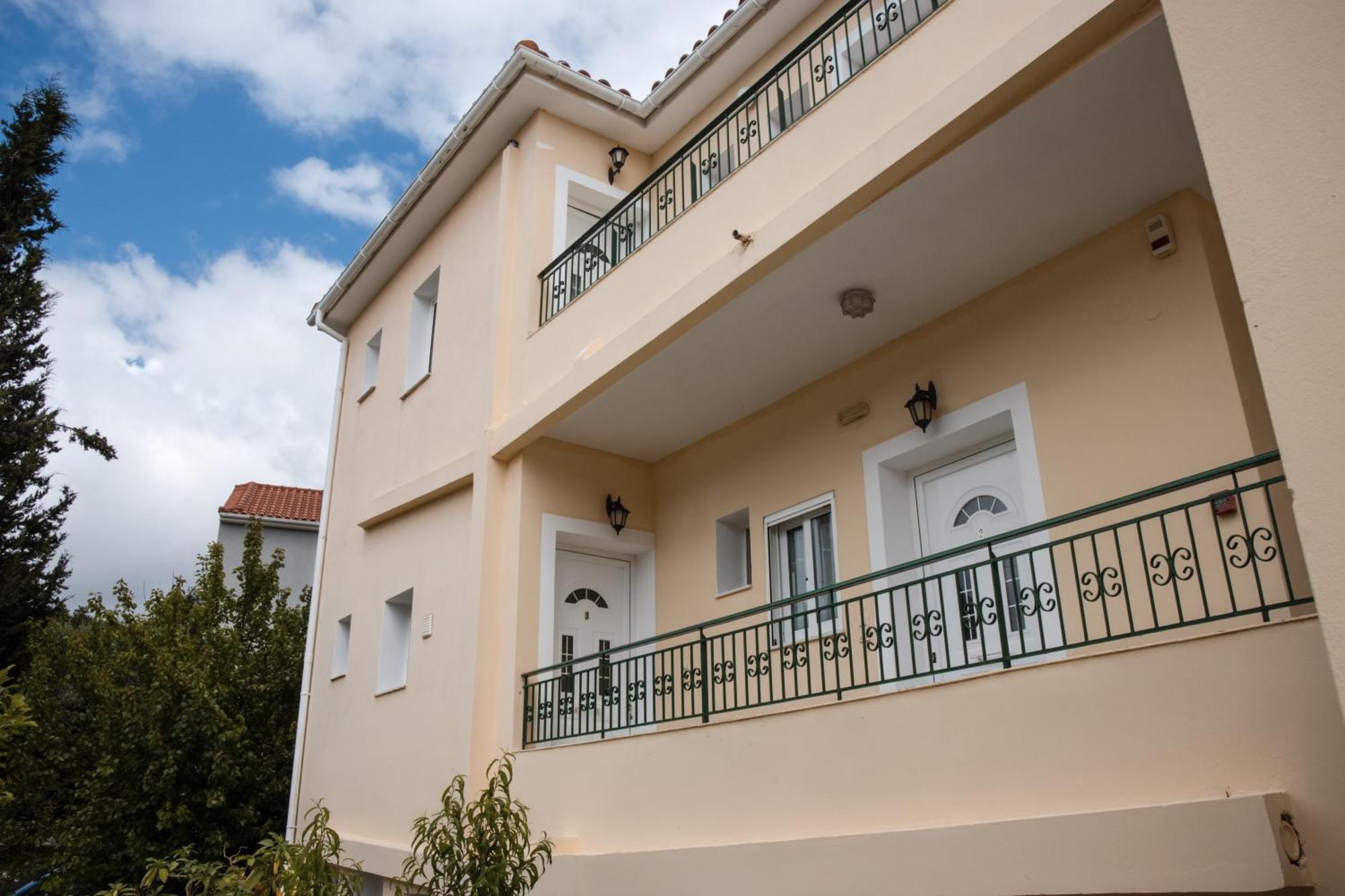 ספרטיה Anna Maria Apartments מראה חיצוני תמונה